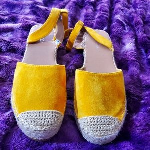 Yellow flat wedge shoes